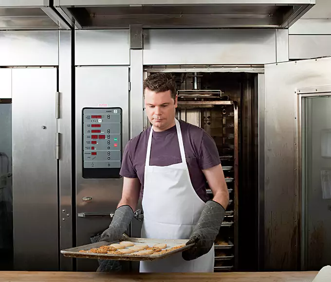Why Chelmsford, MA Kitchens Trust Chelmsford Appliance Pro for Commercial Oven Repair?